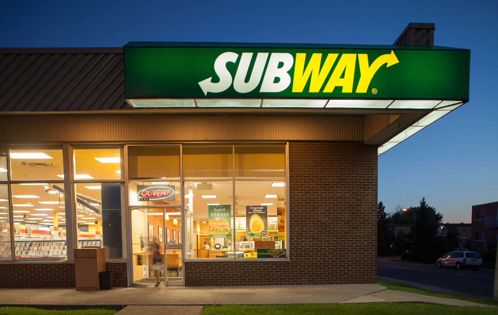 subway restaurant
