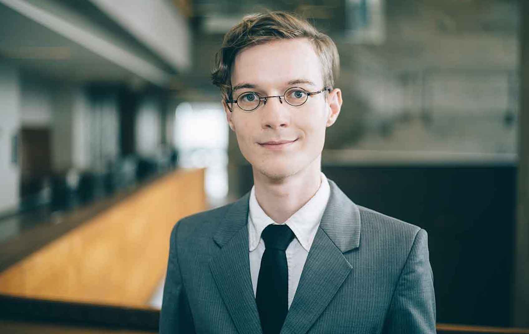 Barg Julian 2017 Bio (1)