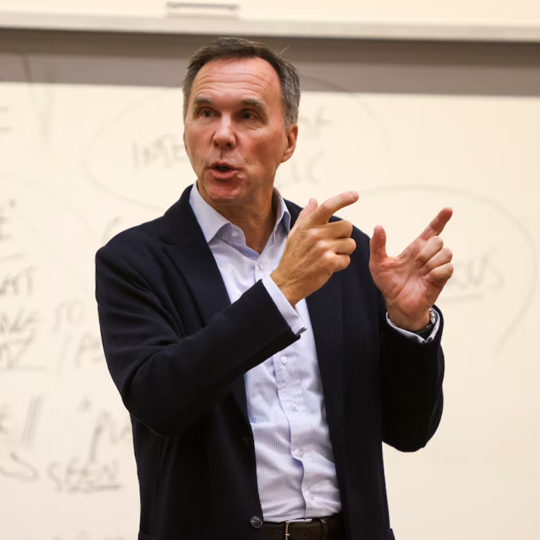 Morneau asked future CEOs to weigh in on Trans Mountain pipeline purchase. Here’s how it went 