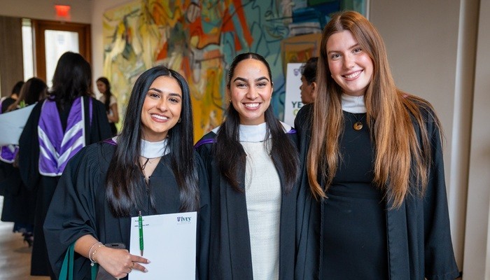 A group of Ivey graduates